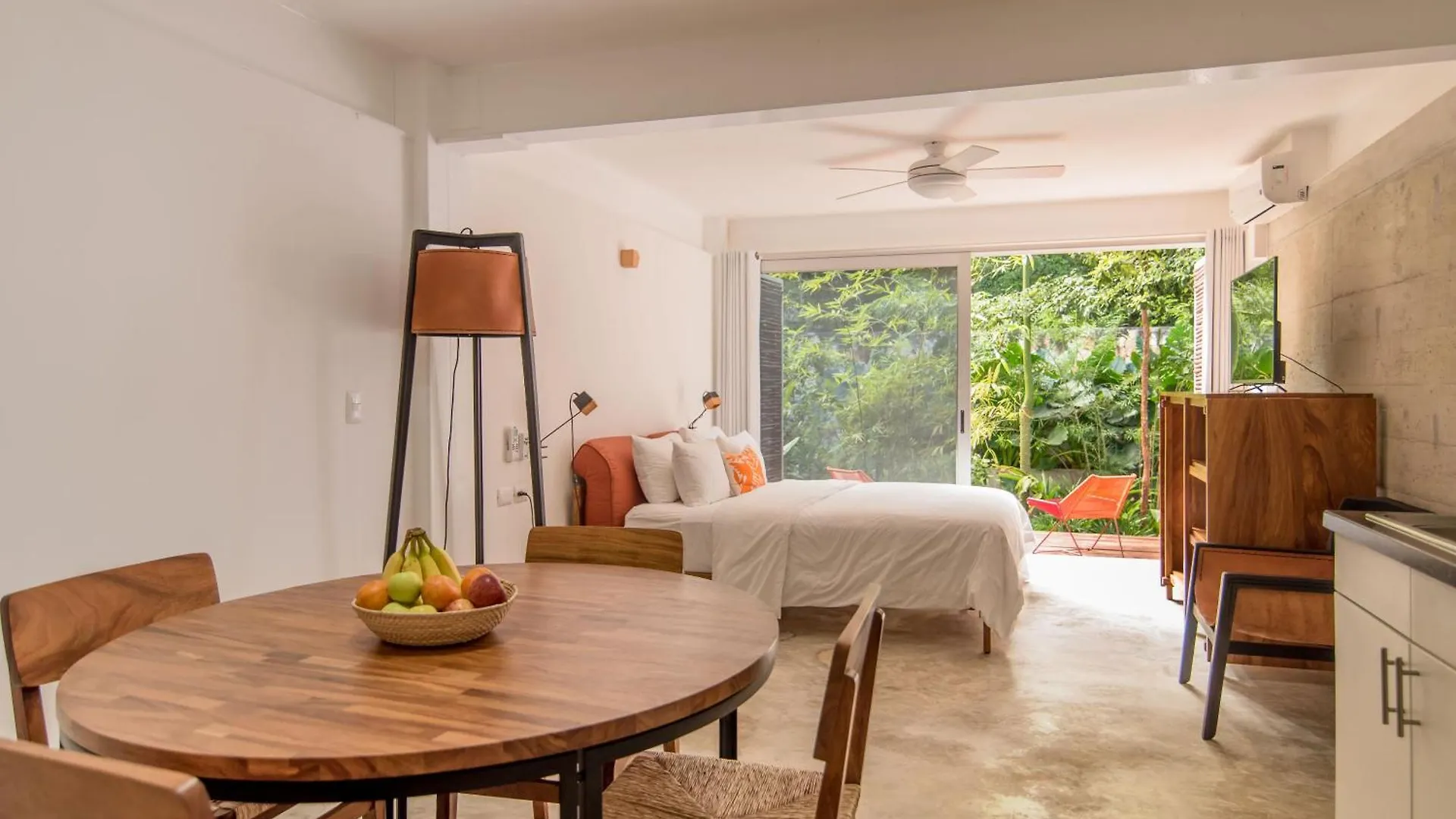 Casa De Piedra Tulum Aparthotel