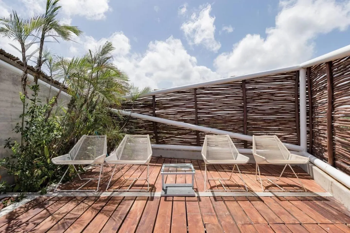 Casa De Piedra Tulum Aparthotel